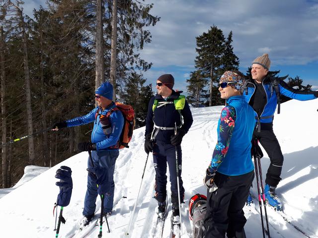 Die Mitglieder der Lawinenwarnkommissionen in Maria Alm-Hintermoos.