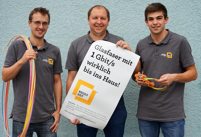 Die Experten Martin Lukasser, Silvio Trojer und Daniel Duregger (v.l.) geben im Lienzer Stadtlabor Auskunft rund um das RegioNet.