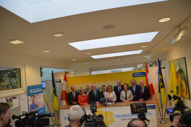 Großes Medieninteresse bei der Arbeitsklausur der VPNÖ in Amstetten.