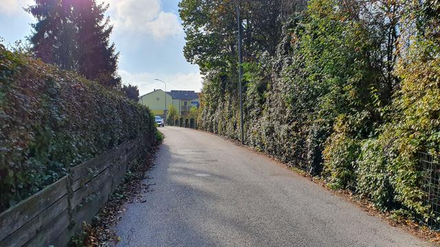 Fahren auf "Gefahrensicht" in der Haltergasse in Ober-Grafendorf