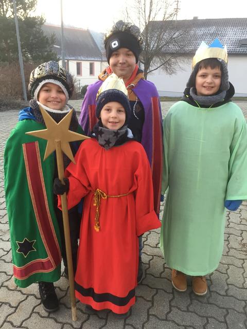 Heilige Güttenbacher Könige: Samuel Schuch, Elias Fürst, David Zenca und Marco Gruber (von links).