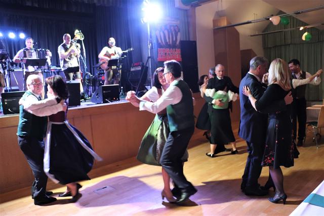 Der Bauernbund Gratkorn lädt zum Bauernball beim Höchwirt
