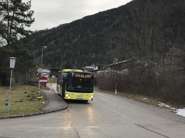 Skibusbenützer aus der Medrazer Stille müssen einen längeren Fußweg in Kauf nehmen. | Foto: Kainz