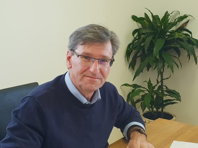 Lebenshilfe-GF Manfred Pracher führt vor Augen: "Wir könnten morgen schon im Rollstuhl sitzen."