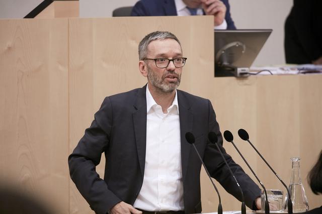 Das türkis-grüne Regierungsprogramm sei eine Einladung an eine Massenzuwanderung, meint FPÖ-Klubobmann Herbert Kickl.