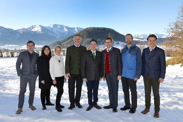 A. Kupfer, D. Ulm, M. Heinisch, V. Maier, M. Haimbuchner, M. Achleitner, S. Weigl, A. Winkelhofer (v.li.).