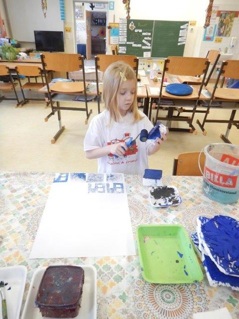 Die Kinder druckten mit Begeisterung.