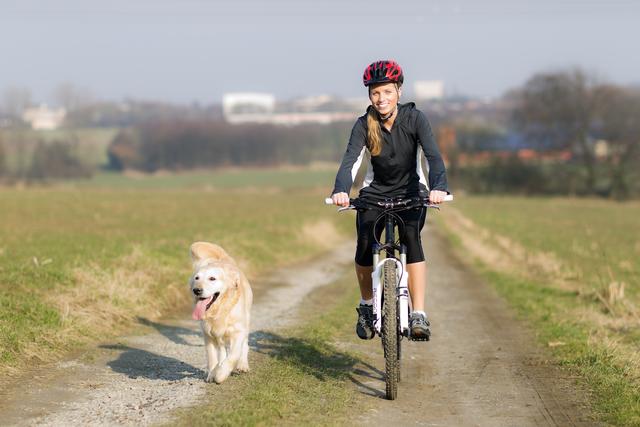 Wenn es Frühling wird, lockt es viele mit dem Rad wieder hinaus.