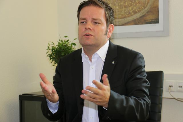 „Die schwarz-grüne Landesregierung produziert nur Überschriften“, kritisiert Mag. Abwerzger.