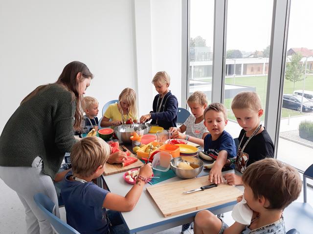 Das EVG-Summercamp soll die Betreuungslücke in den Sommerferien schließen.