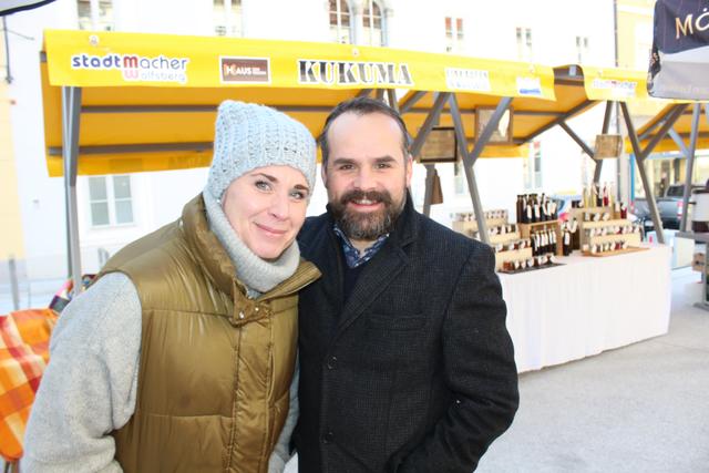 Die guten Geister des "Kukuma-Kulinarik-Kultur-Marktes" Gerlinde Wagner und Dieter Bardel
