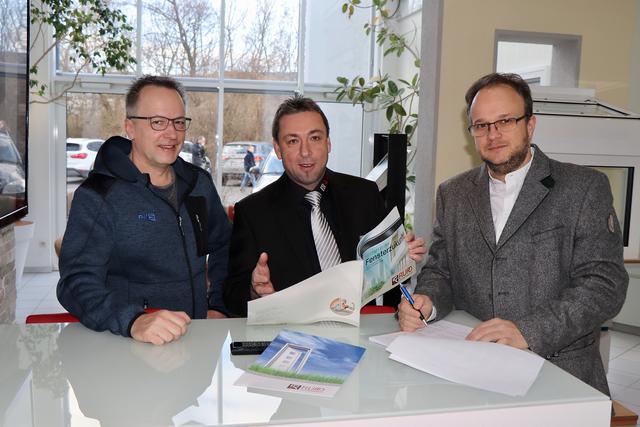Die RUPO-Geschäftsführer Ing. Roland Posch und Gerhard Rudolf (v.r.) laden zur Neujahrs-Hausmesse mit bis zu 1.000 Euro Messebonus ein.