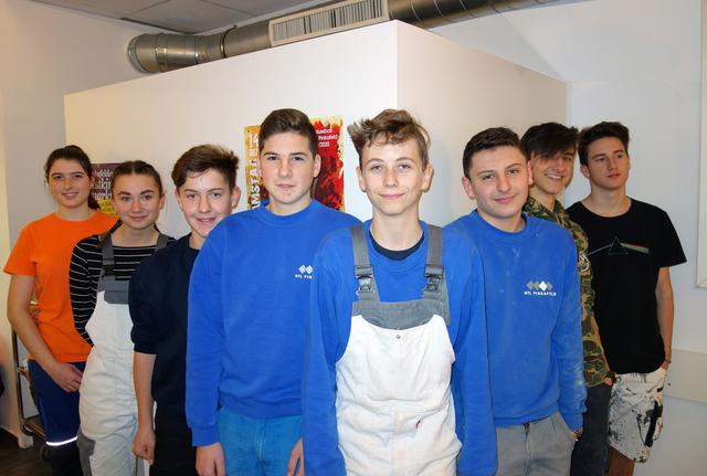 Bautechnik-Schüler verschönerten das HTL-Buffet fachgerecht