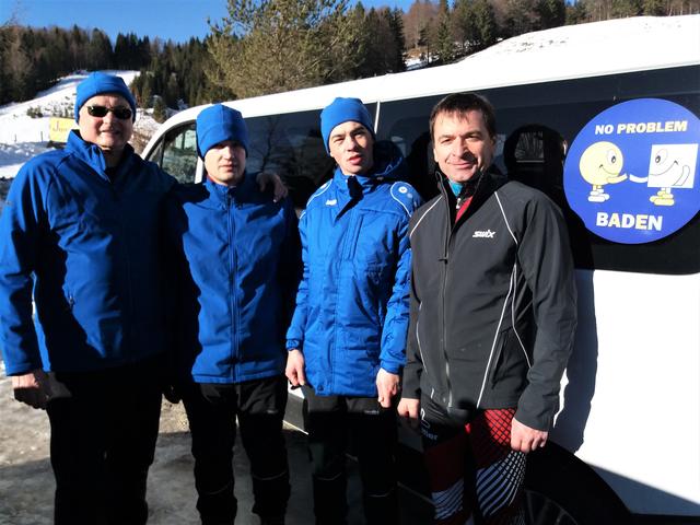 v.l.n.r.: Trainer Günter Grill, Fabian Misak, Raphael Berger und Bgm. Karl Oysmüller