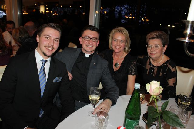Niklas Stölzl, Christoph Kranicky, Christa Stölzl und Astrid Kranicky (von links)