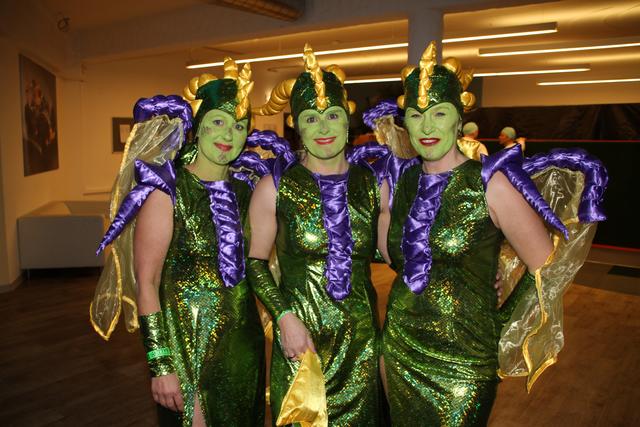 Als Glücksdrachen erschienen Franziska, Martina und Manuela.