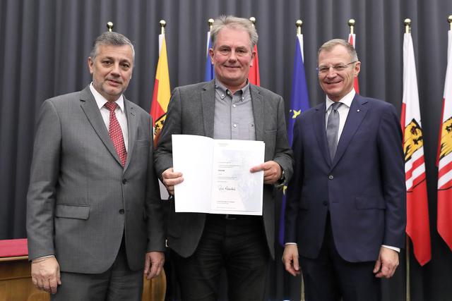 Bildungsdirektor Alfred Klampfer, Schulrat Anton Lauinger, Landeshauptmann ThomasStelzer (v.l.)