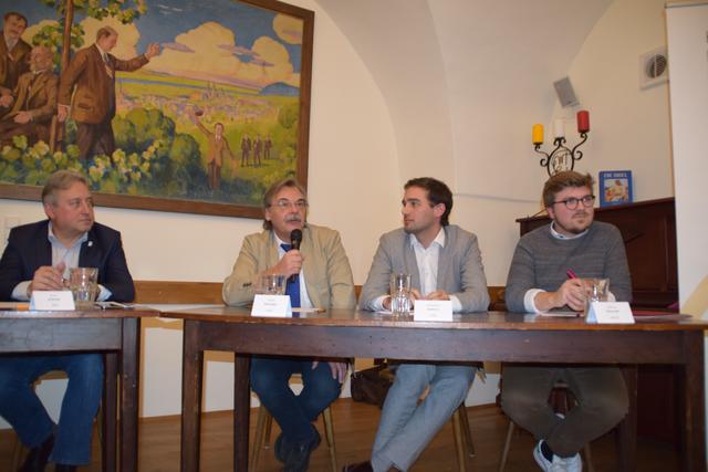 Karl Schmid (SP), Josef Pitschko (FP), Johannes Kehrer (PUK), Darius Djawadi (Neos)
