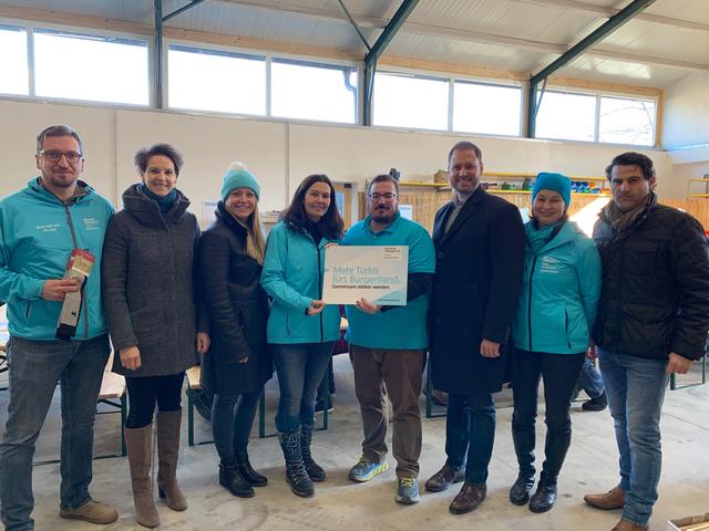 Josef Prantl, Petra Pankl, Julia Wagentristl, Melanie Eckhardt, Kurt Rothleitner, Christian Sagartz, Martina Schmidt und Christian Zsarits liessen sich das Spektakel nicht entgehen