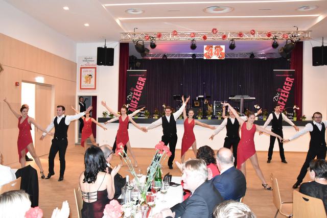 Die Mitternachtseinlage der Tanzschule Glauninger begeisterte die Besucher.