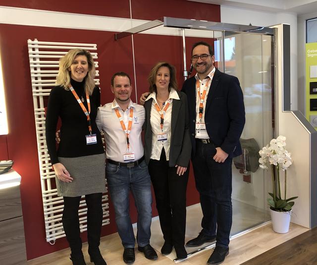 Bei der viterma-Hausmesse konnten sich Besucher in St. Pölten bei Badexperten Thomas Jappel (re.) informieren.