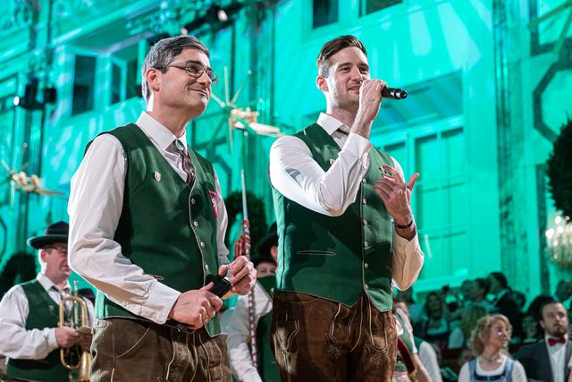 Sangen "Steiermark" in einer lässigen Neuauflage: die Spielgemeinschaft Schwanberg-St. Peter i.S.  | Foto: Verein der Steirer in Wien/Ludwig Schedl