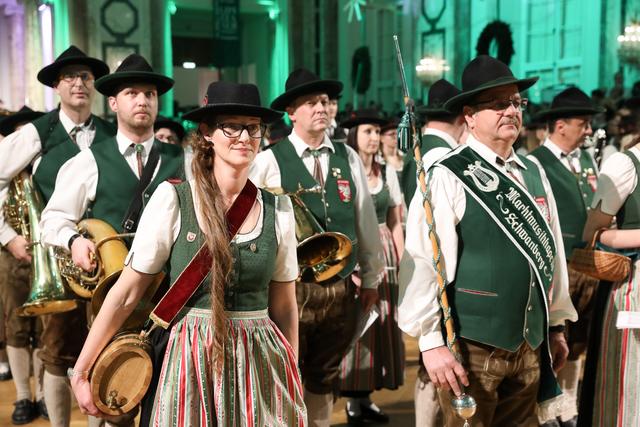 Die Spielgemeinschaft Schwanberg-St. Peter i.S. zog mit dem Radetzkymarsch in die Hofburg ein. | Foto: Verein der Steirer in Wien/Katharina Schiffl