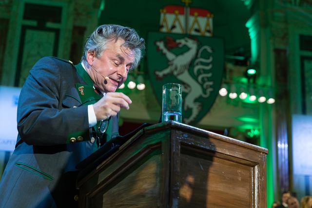 Schauspieler Johannes Silberschneider las aus Reinhard P. Grubers "Aus dem Leben Hödlmosers". | Foto: Verein der Steirer in Wien/Ludwig Schedl