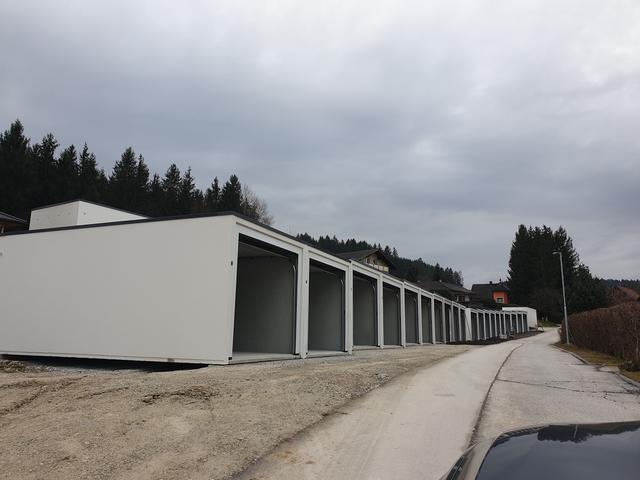 Der Garagenpark im Rosentaler Ortsteil Hörgas steht kurz vor der Fertigstellung.
