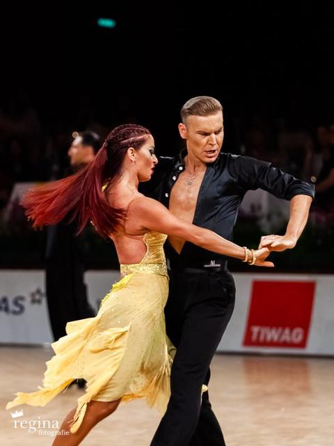 Claudia Kreuzer und Peter Erlbeck, die regierenden Österreichischen Meister WDC Professionals Latein. | Foto: Regina Courtier