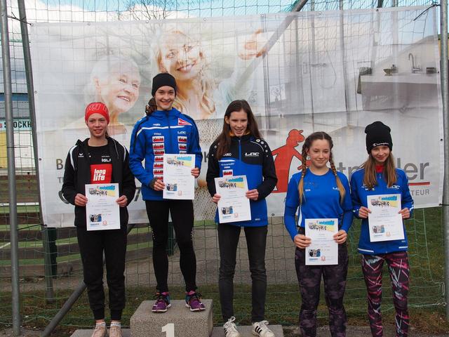 Die U14-Mädels vom LAC: Rg. 1 Viona Knoll, Rang 3 Emma Großalber, Rang 4 Maja Kranawetter und Rang 5 Sara Bogic.
