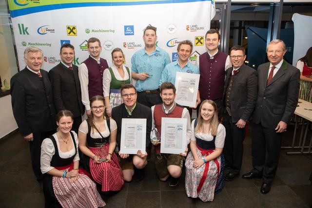 Vertreter der Landjugend Tamsweg, der Landjugend Unternberg und der Landjugend St. Michael mit Honoratioren und Landjugendfunktionären.
