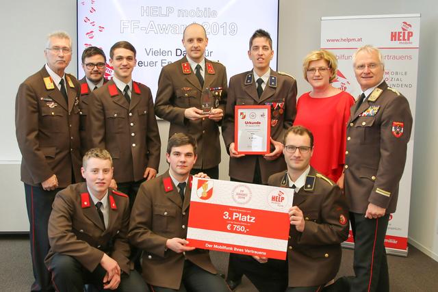 Die Wirlinger Feuerwehrleute freuten sich über den Gewinn.