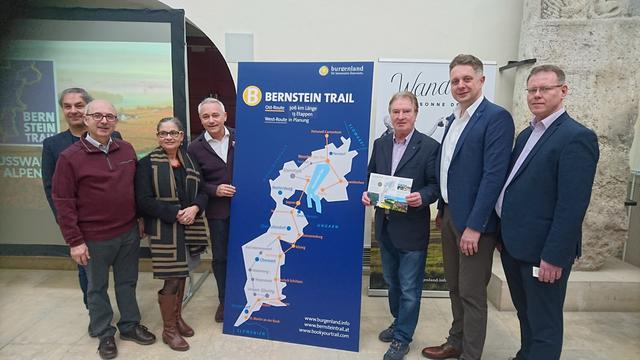 Der Weitwanderweg wurde vor kurzem von Hannes Anton, Alexander Petschnig, Hans Artner und Oswald Gruber in Eisenstadt vorgestellt
