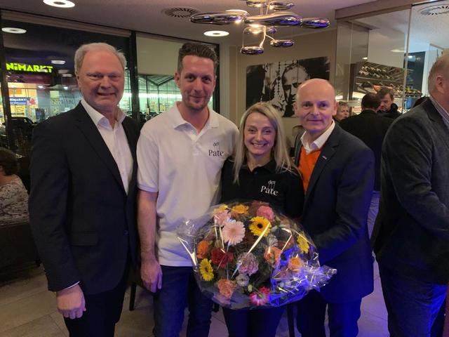 Die Wirtschaftskammer gratulierte Roman und Martina Rath herzlich zur Neueröffnung.