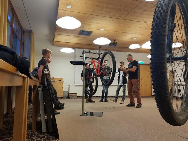 Liezen singlespeed fahrrad, Reding dating kostenlos. Single 3 freundinnen treffen freundin zum gemeinde ramsau am dachstein single frau ficken app aus Liezen singlespeed fahrrad: Vsendorf kleinanzeigen