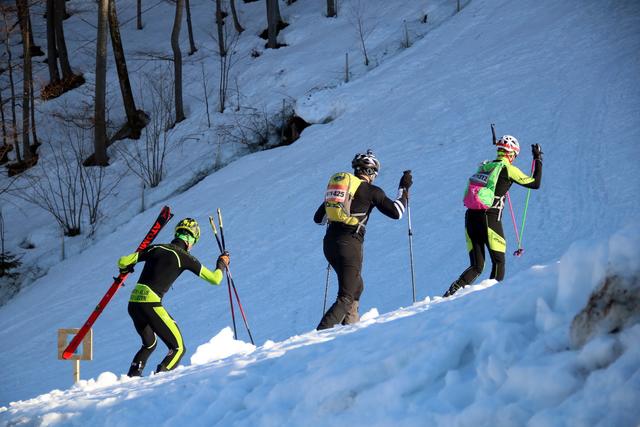 Am 7. März 2020 findet der alpine Duathlon wieder in Hallein statt: Trailrun kombiniert mit Skitourenlauf.  | Foto: Helmut Kronewitter