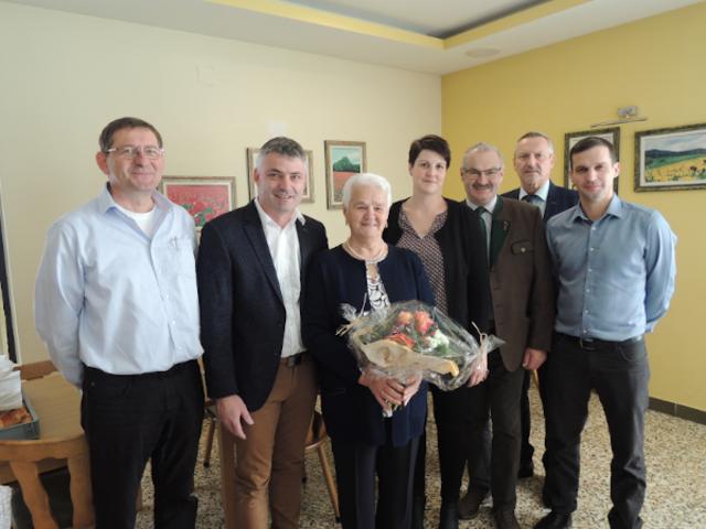 Zahlreiche Gratulanten fanden sich zum 80er ein.