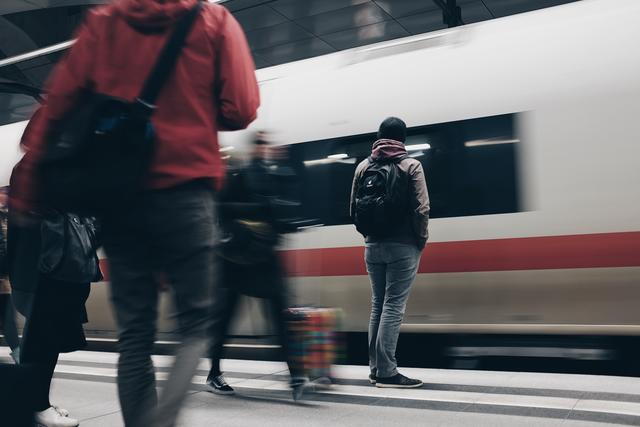 Öffentlich zugängliche Daten der Verkehrsauskunft Österreich könnten die Planung von Reisen einfacher gestalten.