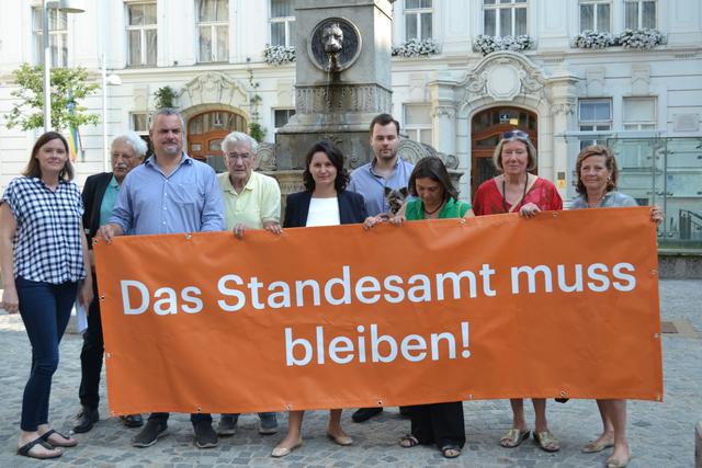 Alle Fraktionen der Josefstadt waren und sind sich einig: Das Standesamt am Schlesingerplatz muss bleiben. | Foto: BV8