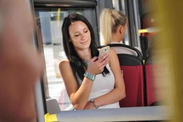 Wird der Ticketverkauf und auch der Fahrplan der Wiener Linien künftig nur mehr online erhältlich sein?
