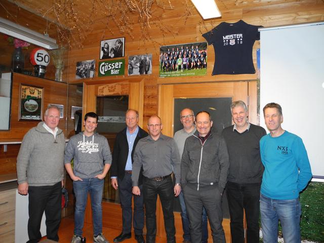 Der Vorstand des Männergesangsvereines Matrei (v.l.): Alois Wurth (Tafelmeister), Markus Wibmer (Notenwart), Josef Ganzer (Schriftführer), Martin Rainer (Obmann), Andreas Wolsegger (Obmann-Stv.), Christof Karrè (Chorleiter), Werner Riepler (Kassier) und Ronald Troger (Chronist)