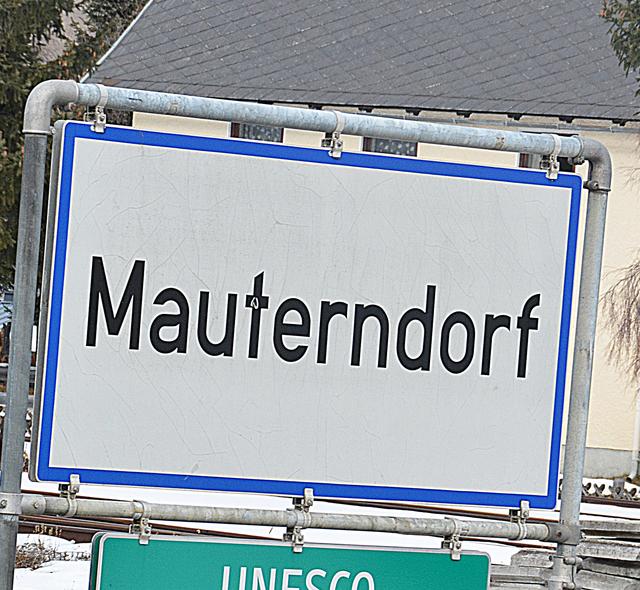Von einem Skiunfall mit mutmaßlicher Fahrerflucht am Großeck in Mauterndorf berichtet die Polizei.