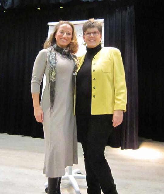 Frauencoach Birgit Untermair gemeinsam mit Birgit Ebner, Referentin der Gesunden Gemeinde.
