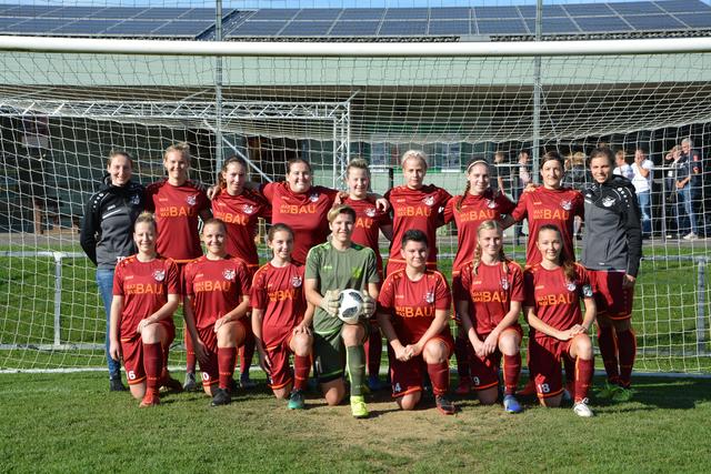 Der DFC Ottendorf scharrt schon in den Startlöchern. Am 21. Jänner beginnt die Vorbereitung auf die Frühjahrssaison. Am 1. Feber wird zum Sportlerinnenball ins VZO geladen.