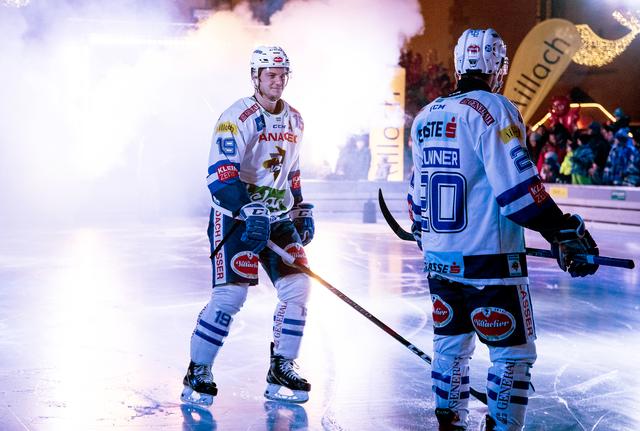 Eine coole Show versprechen die EC VSV-Stars am 22. Jänner, ab 18 Uhr, auf der Eisarena am Rathausplatz.