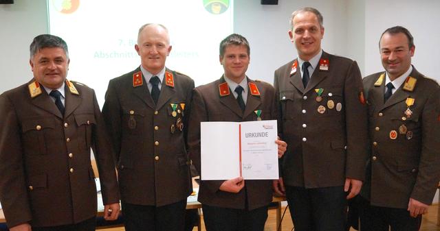 Wolfgang Hufnagl, Peter Staudinger, Benjamin Lichtenthal, Bürgermeister Christian Mader und Hannes Niedermayr (v.l.).