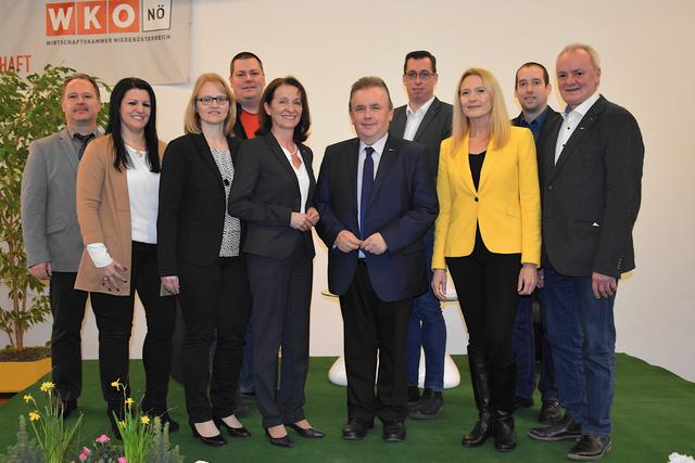 Die Kandidaten (v.l.): Roman Traxler, Dagmar Zinner, Petra Hofbauer, Andreas Reiter, Anne Blauensteiner, Franz Mold, Markus Maurer, Gisela Eigl, Martin Heider und Johannes Prinz.