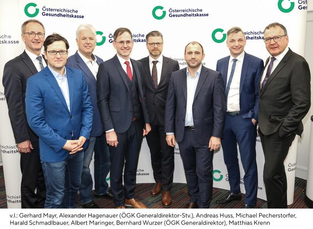 Gerhard Mayr, Alexander Hagenauer (ÖGK Generaldirektor-Stv.), Andreas Huss, Michael Pecherstorfer, Harald Schmadlbauer, Albert Maringer, Bernhard Wurzer (ÖGK Generaldirektor) und Matthias Krenn (v.l.). | Foto: ÖGK