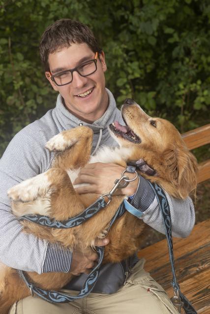 Benny mit seinem Herrchen | Foto: Mario Manseder